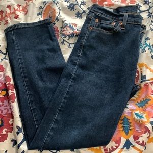 Dark Blue Levi Straight jeans